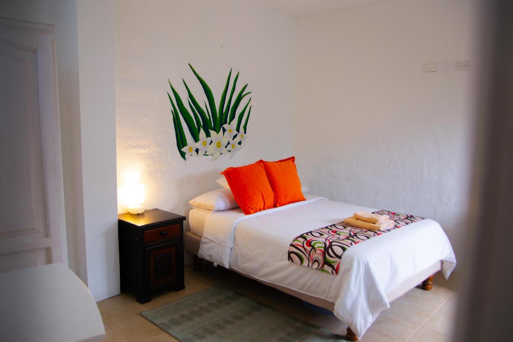 Hotel Miconia Puerto Baquerizo Moreno Ngoại thất bức ảnh