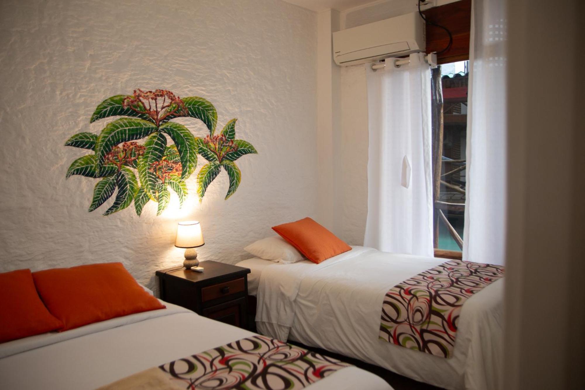 Hotel Miconia Puerto Baquerizo Moreno Ngoại thất bức ảnh
