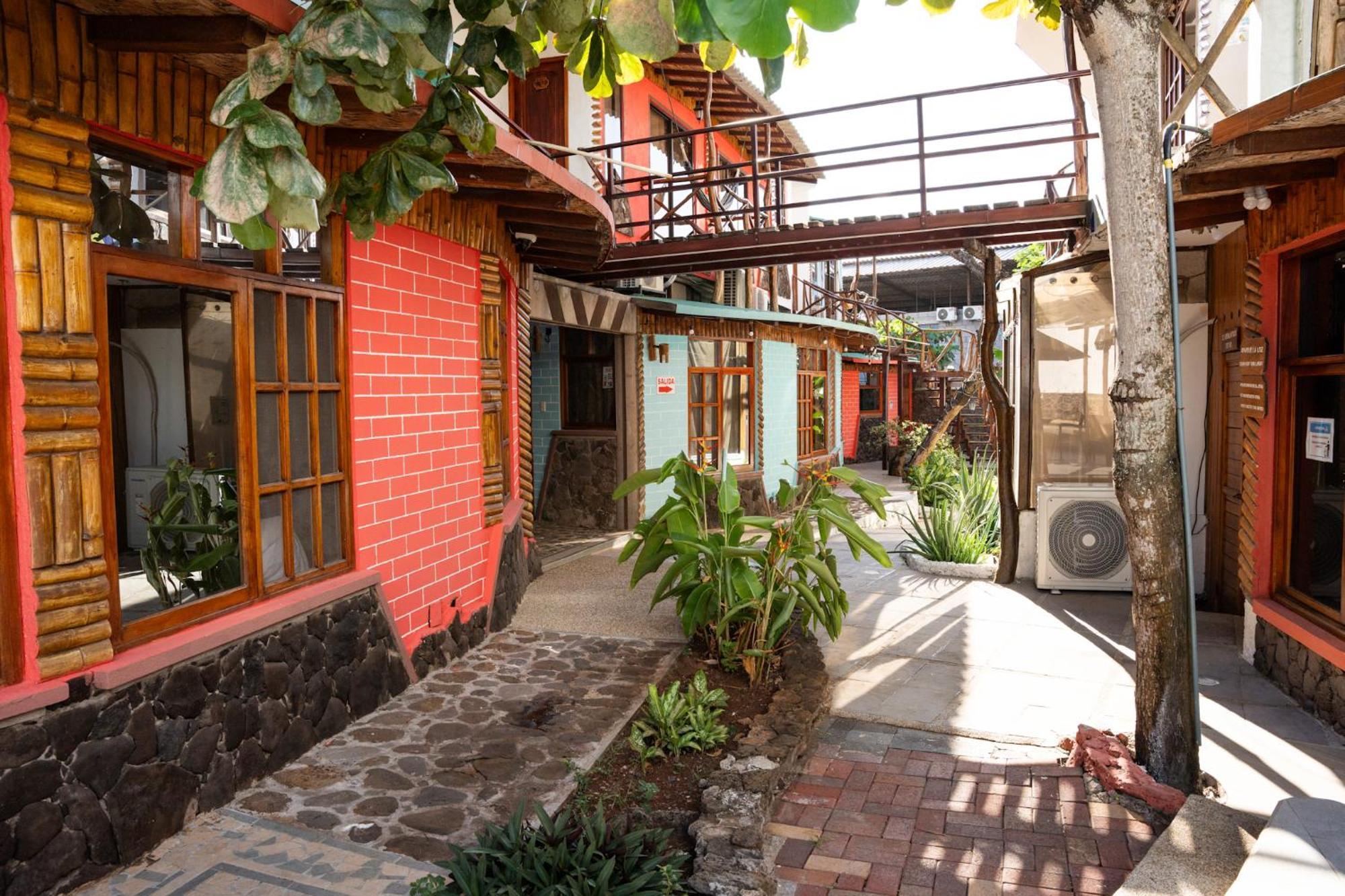 Hotel Miconia Puerto Baquerizo Moreno Ngoại thất bức ảnh