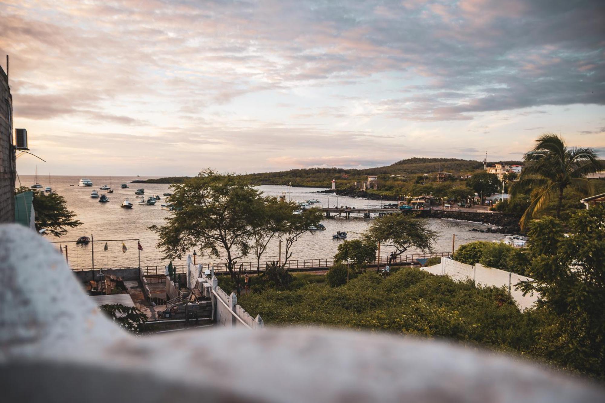 Hotel Miconia Puerto Baquerizo Moreno Ngoại thất bức ảnh